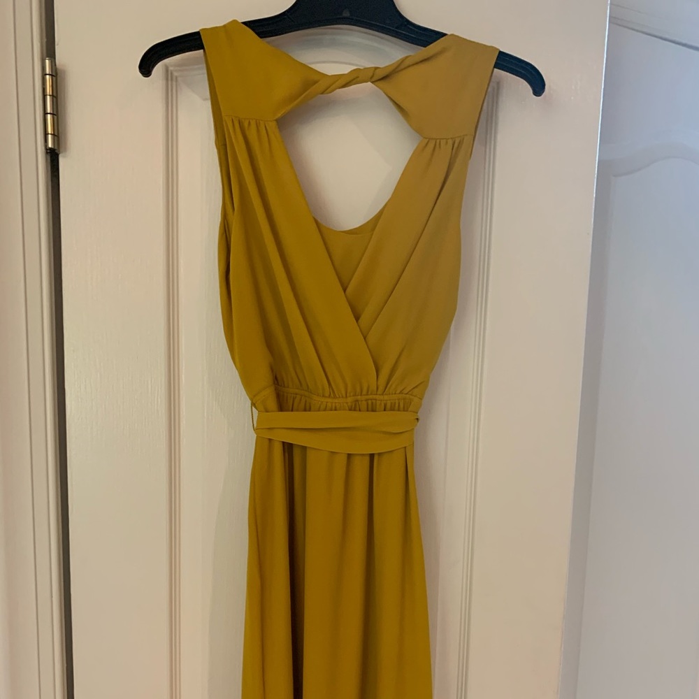 Gold, flowy summer dress!